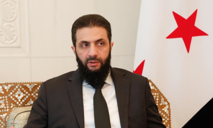 Паралелна реалност: Ал-Шараа цъка баскетбол и слуша Миси Елиът в Дамаск